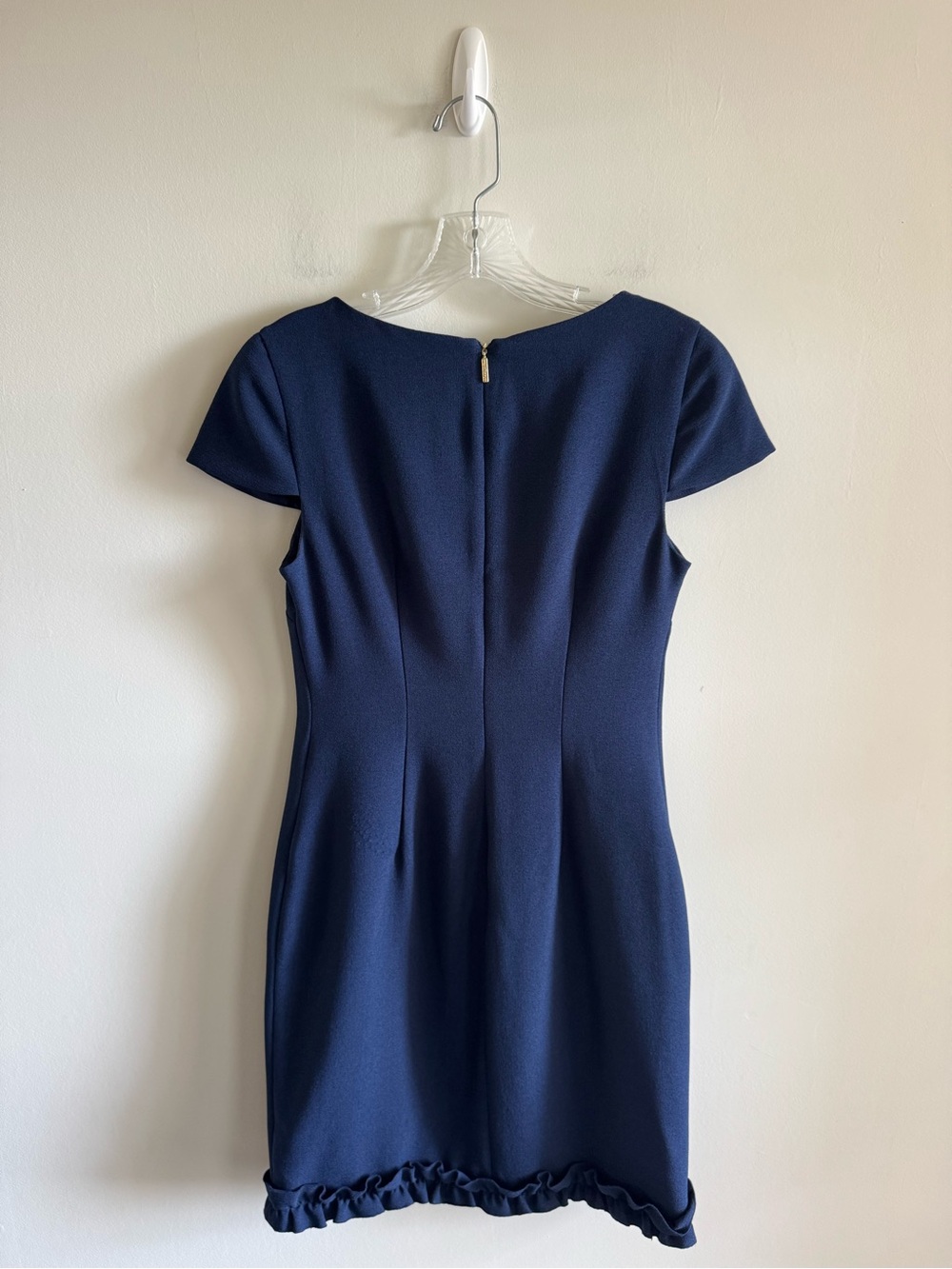 KARL LAGERFELD PARIS Sheath Dress with Delicate Floral Embellishments - Picture 3 of 10